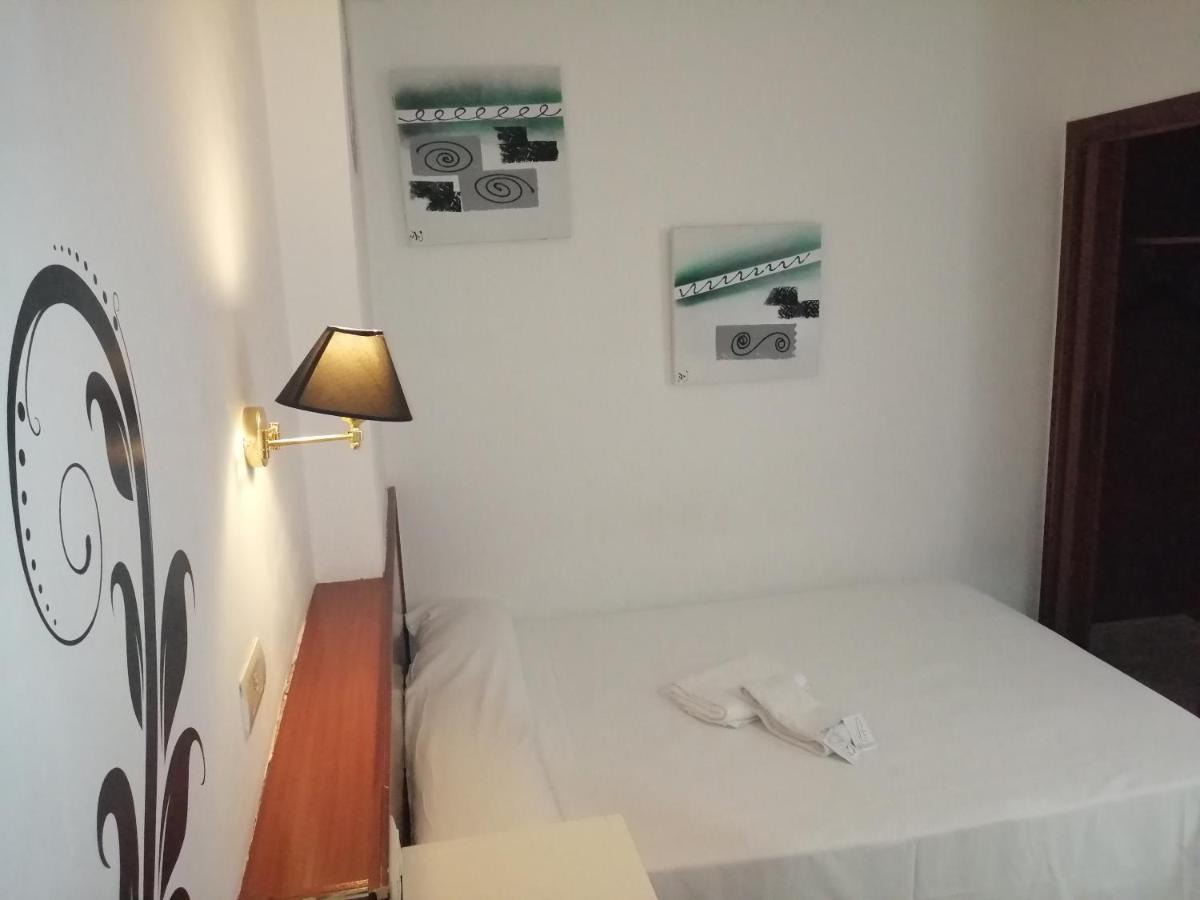 Hostal Jaime I Huesca Dış mekan fotoğraf