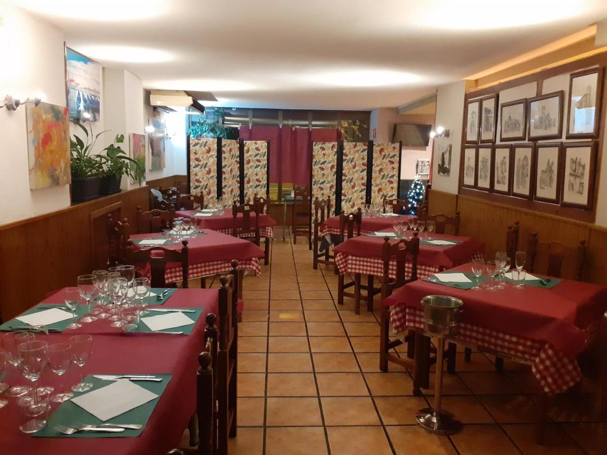 Hostal Jaime I Huesca Dış mekan fotoğraf